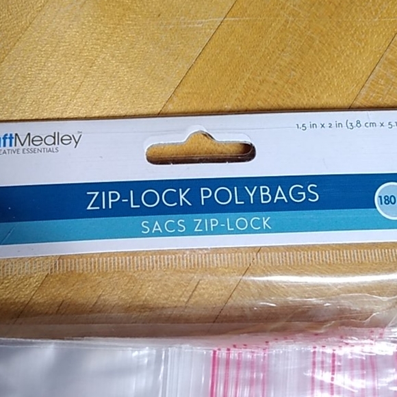 180 1.5x2" clear zip lock poly bags - Picture 4 of 4